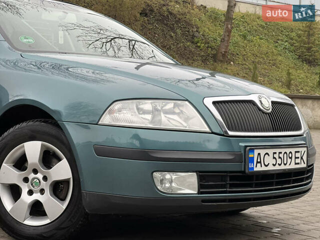 Зелений Шкода Октавія, об'ємом двигуна 1.6 л та пробігом 245 тис. км за 4999 $, фото 14 на Automoto.ua
