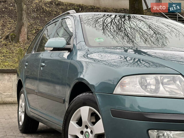 Зелений Шкода Октавія, об'ємом двигуна 1.6 л та пробігом 245 тис. км за 4999 $, фото 12 на Automoto.ua