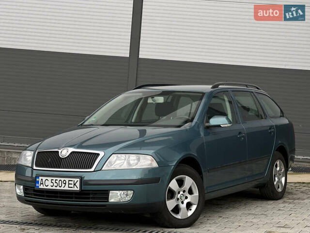 Зеленый Шкода Октавия, объемом двигателя 1.6 л и пробегом 245 тыс. км за 5200 $, фото 11 на Automoto.ua