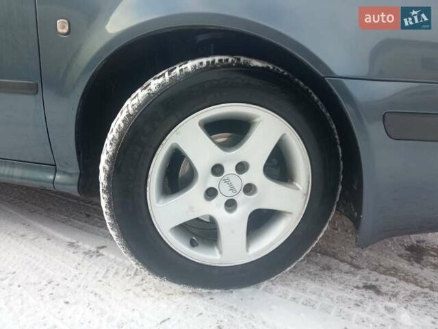 Зеленый Шкода Октавия, объемом двигателя 1.6 л и пробегом 210 тыс. км за 5300 $, фото 9 на Automoto.ua