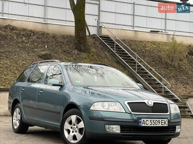 Зелений Шкода Октавія, об'ємом двигуна 1.6 л та пробігом 245 тис. км за 4999 $, фото 9 на Automoto.ua