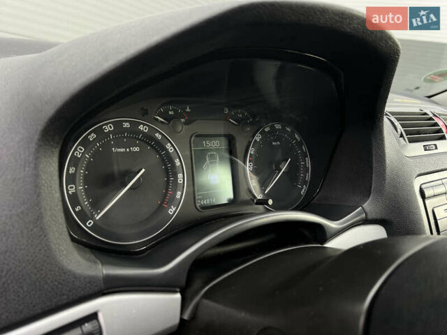 Зеленый Шкода Октавия, объемом двигателя 1.6 л и пробегом 245 тыс. км за 5200 $, фото 23 на Automoto.ua