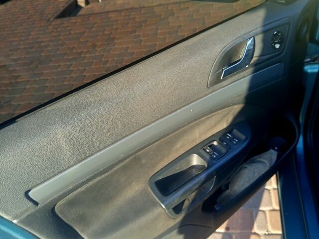 Зелений Шкода Октавія, об'ємом двигуна 1.6 л та пробігом 225 тис. км за 7000 $, фото 10 на Automoto.ua