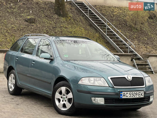 Зелений Шкода Октавія, об'ємом двигуна 1.6 л та пробігом 245 тис. км за 4999 $, фото 8 на Automoto.ua