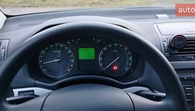 Зеленый Шкода Октавия, объемом двигателя 1.59 л и пробегом 250 тыс. км за 6000 $, фото 10 на Automoto.ua