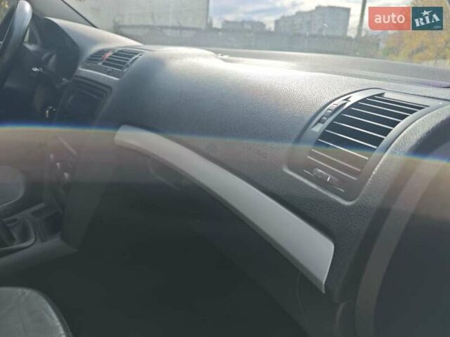 Зелений Шкода Октавія, об'ємом двигуна 1.6 л та пробігом 226 тис. км за 5200 $, фото 10 на Automoto.ua