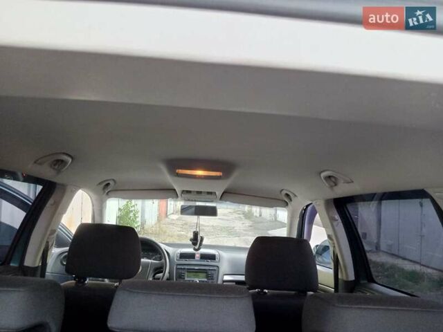 Зеленый Шкода Октавия, объемом двигателя 1.6 л и пробегом 238 тыс. км за 5200 $, фото 18 на Automoto.ua