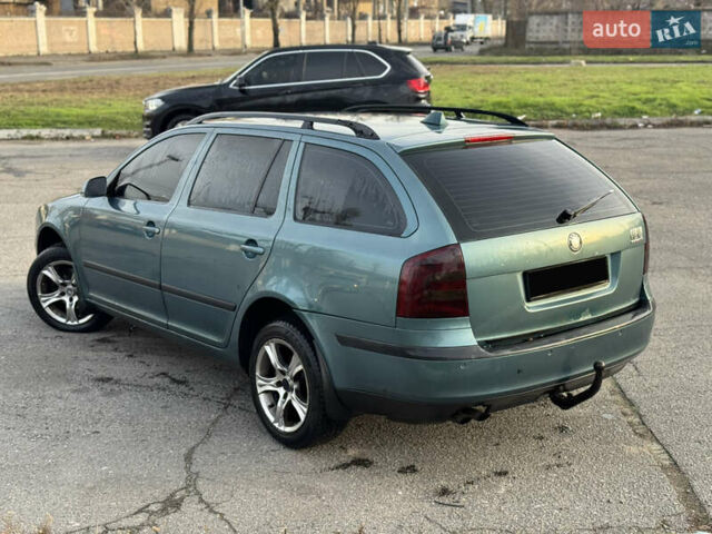 Зелений Шкода Октавія, об'ємом двигуна 2 л та пробігом 250 тис. км за 4499 $, фото 4 на Automoto.ua
