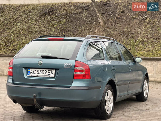 Зелений Шкода Октавія, об'ємом двигуна 1.6 л та пробігом 245 тис. км за 4999 $, фото 16 на Automoto.ua