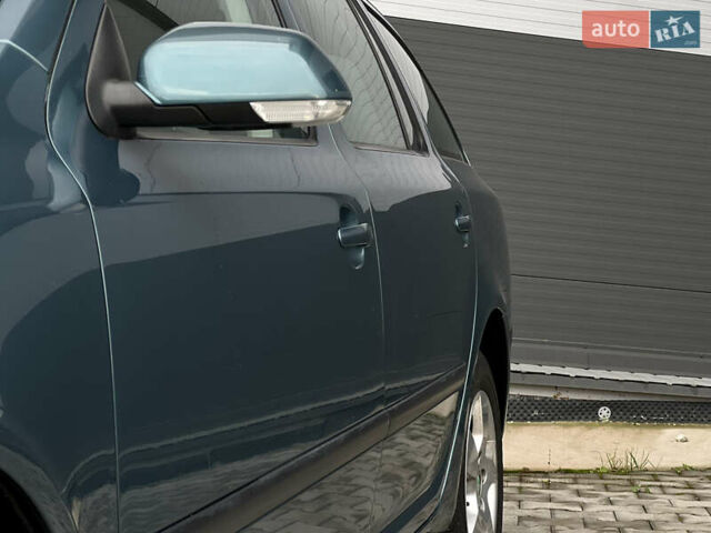 Зеленый Шкода Октавия, объемом двигателя 1.6 л и пробегом 245 тыс. км за 5200 $, фото 17 на Automoto.ua