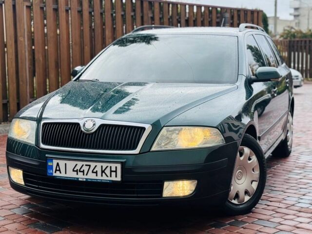 Зеленый Шкода Октавия, объемом двигателя 1.6 л и пробегом 200 тыс. км за 5700 $, фото 2 на Automoto.ua