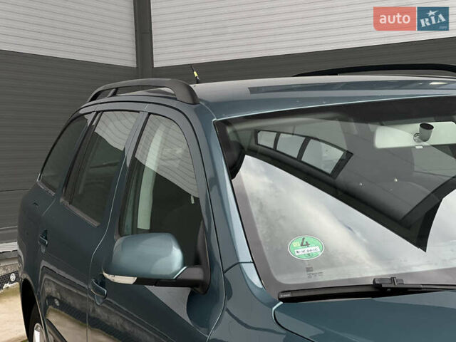 Зеленый Шкода Октавия, объемом двигателя 1.6 л и пробегом 245 тыс. км за 5200 $, фото 7 на Automoto.ua