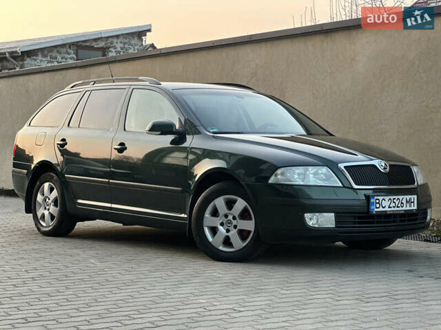 Зеленый Шкода Октавия, объемом двигателя 1.97 л и пробегом 280 тыс. км за 4999 $, фото 34 на Automoto.ua