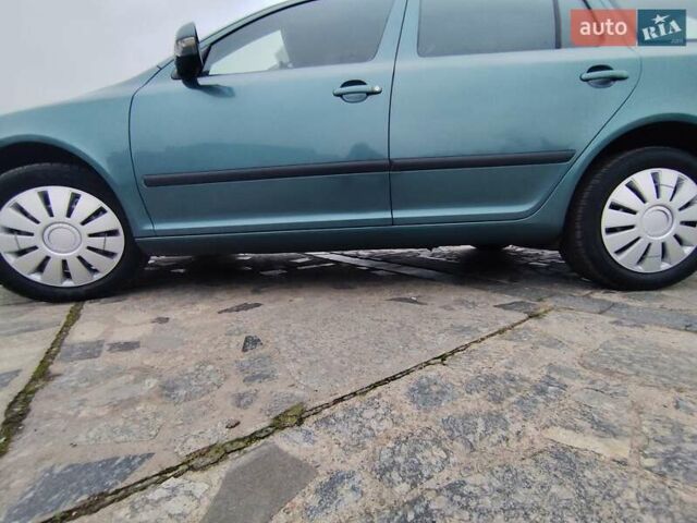 Зелений Шкода Октавія, об'ємом двигуна 1.6 л та пробігом 252 тис. км за 6550 $, фото 8 на Automoto.ua