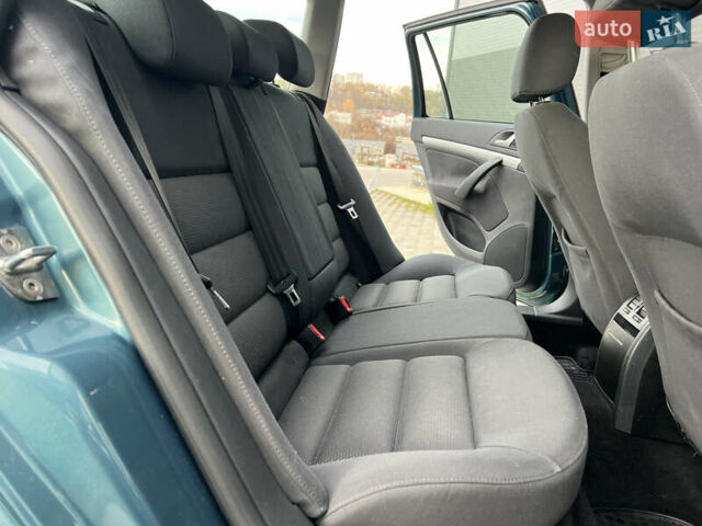 Зеленый Шкода Октавия, объемом двигателя 1.6 л и пробегом 245 тыс. км за 5200 $, фото 29 на Automoto.ua