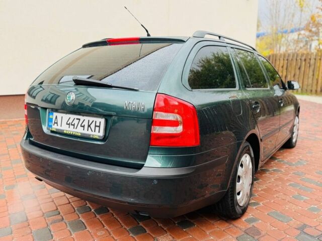 Зеленый Шкода Октавия, объемом двигателя 1.6 л и пробегом 200 тыс. км за 5700 $, фото 6 на Automoto.ua