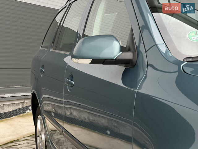 Зеленый Шкода Октавия, объемом двигателя 1.6 л и пробегом 245 тыс. км за 5200 $, фото 8 на Automoto.ua