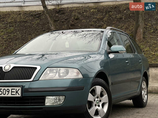 Зелений Шкода Октавія, об'ємом двигуна 1.6 л та пробігом 245 тис. км за 4999 $, фото 4 на Automoto.ua