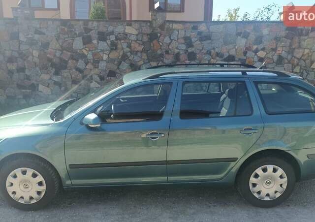 Зелений Шкода Октавія, об'ємом двигуна 1.6 л та пробігом 204 тис. км за 5700 $, фото 19 на Automoto.ua