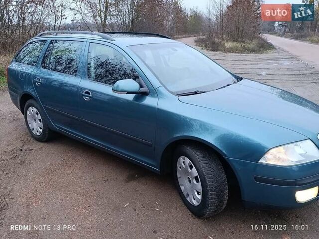 Зеленый Шкода Октавия, объемом двигателя 1.6 л и пробегом 203 тыс. км за 6000 $, фото 4 на Automoto.ua