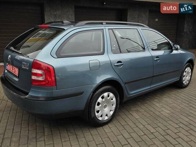 Зеленый Шкода Октавия, объемом двигателя 1.6 л и пробегом 218 тыс. км за 5450 $, фото 9 на Automoto.ua