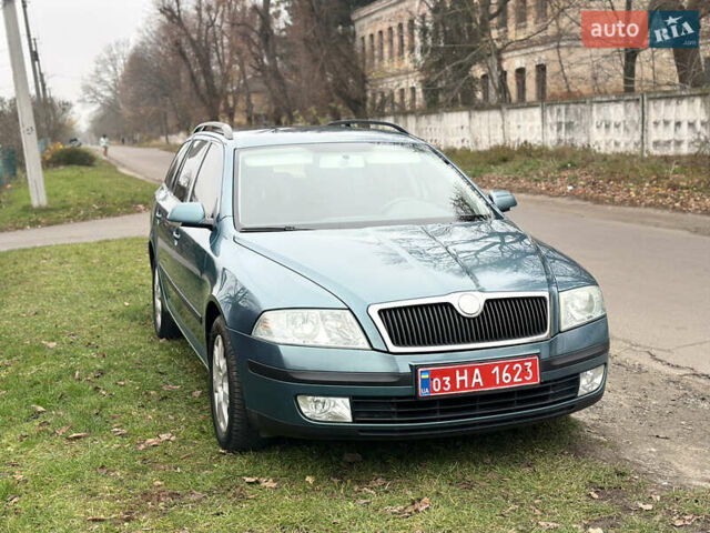Зеленый Шкода Октавия, объемом двигателя 1.6 л и пробегом 218 тыс. км за 6200 $, фото 10 на Automoto.ua