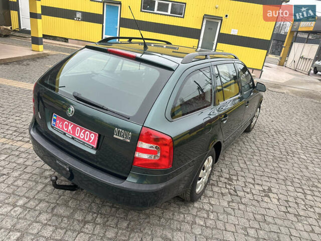 Зелений Шкода Октавія, об'ємом двигуна 1.6 л та пробігом 215 тис. км за 5500 $, фото 7 на Automoto.ua