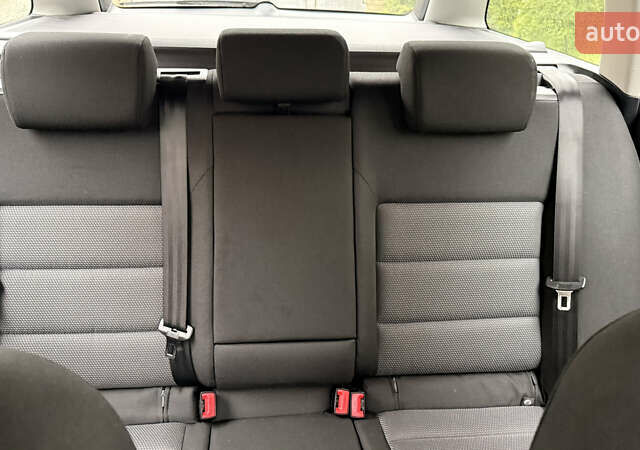 Зеленый Шкода Октавия, объемом двигателя 1.6 л и пробегом 192 тыс. км за 5850 $, фото 6 на Automoto.ua