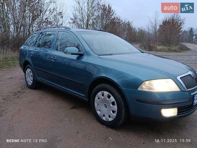 Зеленый Шкода Октавия, объемом двигателя 1.6 л и пробегом 203 тыс. км за 6000 $, фото 6 на Automoto.ua