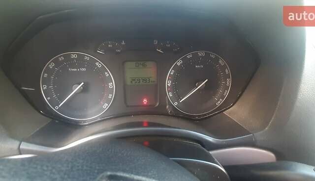 Зеленый Шкода Октавия, объемом двигателя 1.97 л и пробегом 259 тыс. км за 6700 $, фото 8 на Automoto.ua
