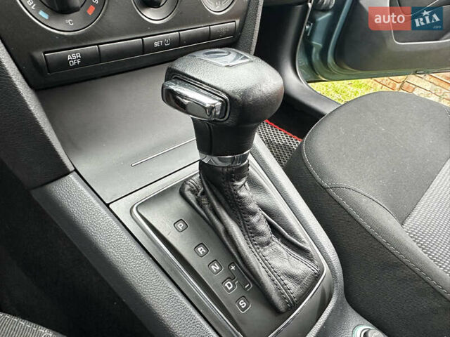 Зеленый Шкода Октавия, объемом двигателя 1.6 л и пробегом 218 тыс. км за 6200 $, фото 46 на Automoto.ua