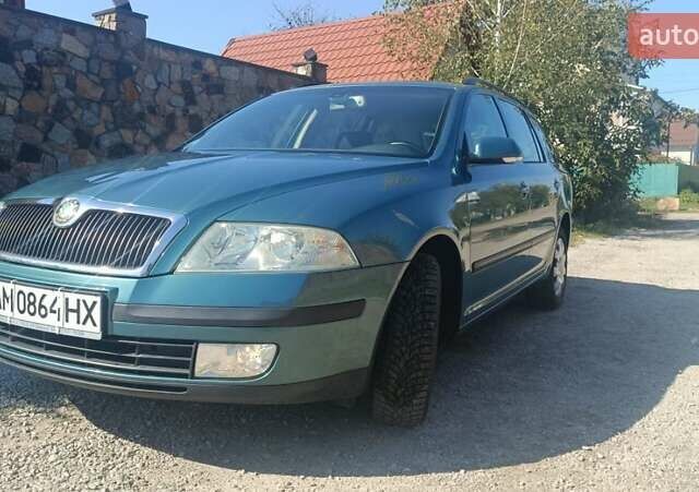 Зелений Шкода Октавія, об'ємом двигуна 1.6 л та пробігом 204 тис. км за 5700 $, фото 3 на Automoto.ua