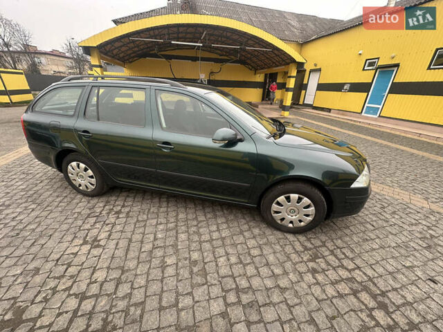 Зелений Шкода Октавія, об'ємом двигуна 1.6 л та пробігом 215 тис. км за 5500 $, фото 5 на Automoto.ua