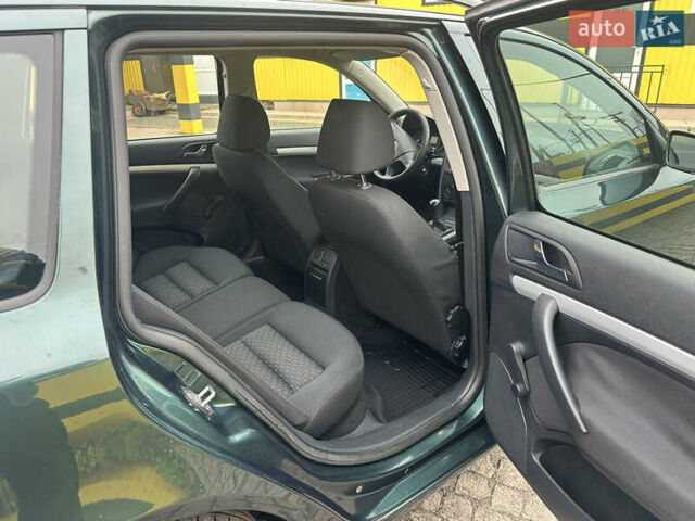 Зелений Шкода Октавія, об'ємом двигуна 1.6 л та пробігом 215 тис. км за 5500 $, фото 10 на Automoto.ua