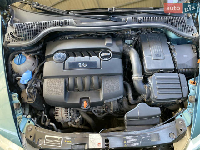 Зеленый Шкода Октавия, объемом двигателя 1.6 л и пробегом 264 тыс. км за 5250 $, фото 90 на Automoto.ua