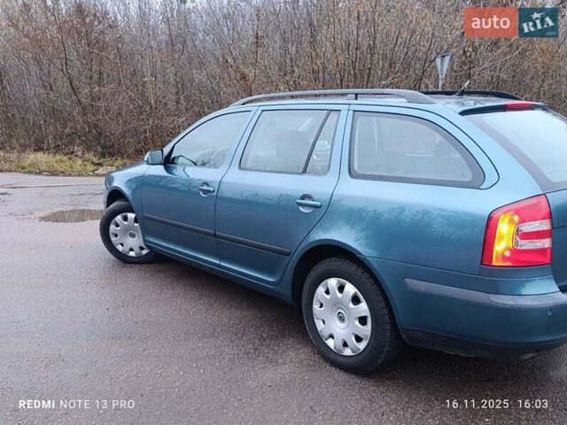 Зеленый Шкода Октавия, объемом двигателя 1.6 л и пробегом 203 тыс. км за 6000 $, фото 2 на Automoto.ua