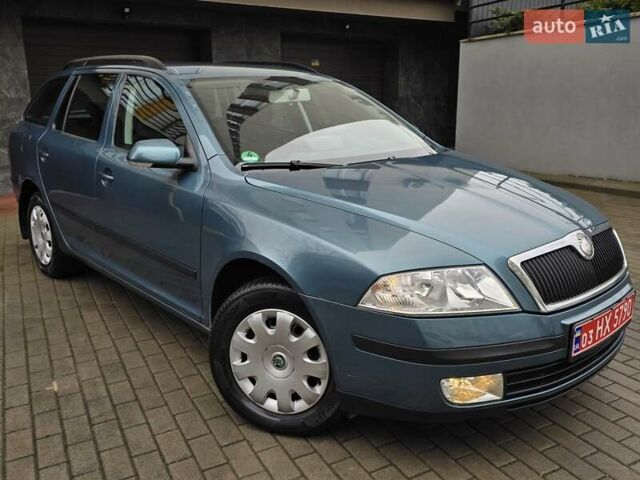 Зеленый Шкода Октавия, объемом двигателя 1.6 л и пробегом 218 тыс. км за 5450 $, фото 12 на Automoto.ua