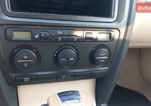 Зеленый Шкода Октавия, объемом двигателя 1.97 л и пробегом 270 тыс. км за 5500 $, фото 13 на Automoto.ua