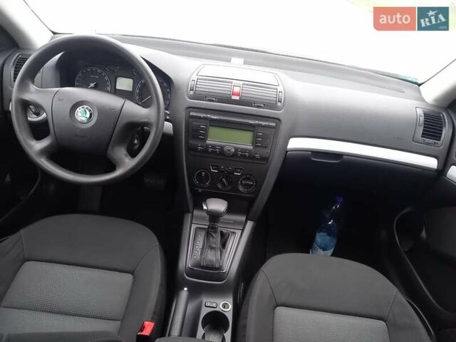 Зеленый Шкода Октавия, объемом двигателя 1.6 л и пробегом 193 тыс. км за 6550 $, фото 16 на Automoto.ua