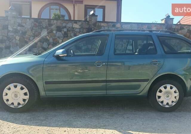 Зелений Шкода Октавія, об'ємом двигуна 1.6 л та пробігом 204 тис. км за 5700 $, фото 16 на Automoto.ua