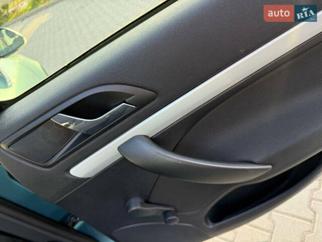 Зелений Шкода Октавія, об'ємом двигуна 1.6 л та пробігом 167 тис. км за 7777 $, фото 138 на Automoto.ua