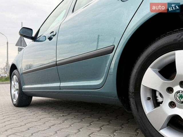 Зелений Шкода Октавія, об'ємом двигуна 1.6 л та пробігом 167 тис. км за 7777 $, фото 69 на Automoto.ua