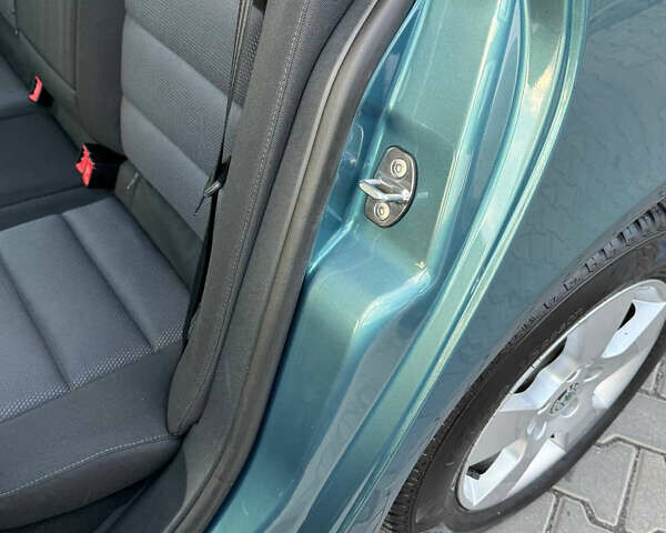 Зеленый Шкода Октавия, объемом двигателя 1.6 л и пробегом 167 тыс. км за 7999 $, фото 100 на Automoto.ua