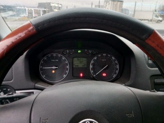 Зелений Шкода Октавія, об'ємом двигуна 1.9 л та пробігом 470 тис. км за 1550 $, фото 5 на Automoto.ua