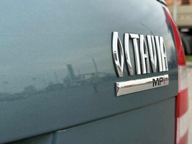 Зелений Шкода Октавія, об'ємом двигуна 1.6 л та пробігом 167 тис. км за 7777 $, фото 84 на Automoto.ua