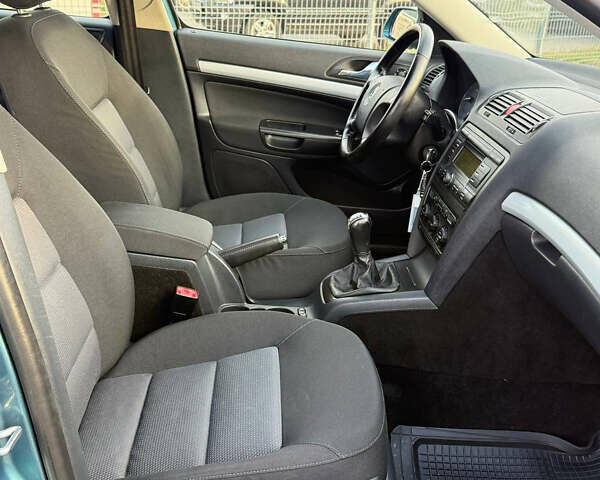 Зелений Шкода Октавія, об'ємом двигуна 1.6 л та пробігом 167 тис. км за 7777 $, фото 56 на Automoto.ua