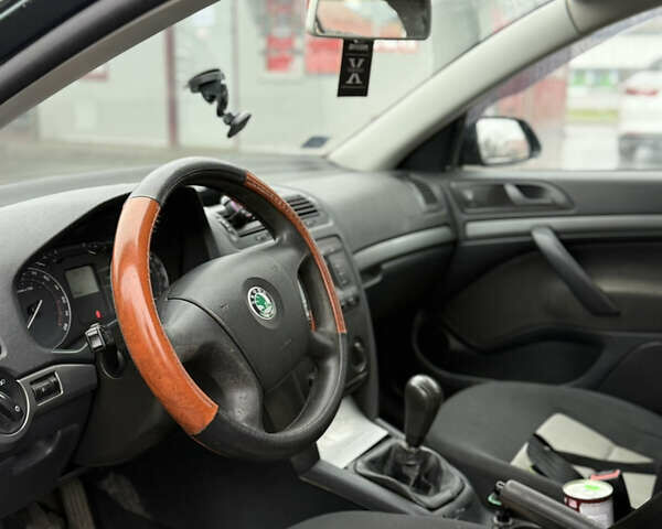 Зеленый Шкода Октавия, объемом двигателя 1.9 л и пробегом 470 тыс. км за 2750 $, фото 10 на Automoto.ua