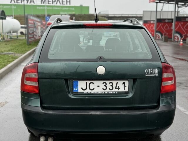 Зеленый Шкода Октавия, объемом двигателя 1.9 л и пробегом 470 тыс. км за 2750 $, фото 6 на Automoto.ua