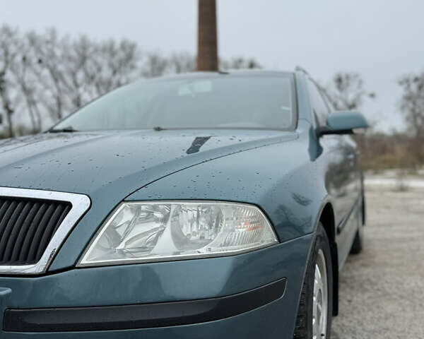 Зеленый Шкода Октавия, объемом двигателя 1.9 л и пробегом 205 тыс. км за 4950 $, фото 15 на Automoto.ua