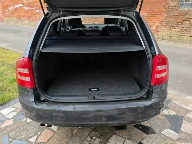 Зеленый Шкода Октавия, объемом двигателя 2 л и пробегом 216 тыс. км за 1720 $, фото 8 на Automoto.ua